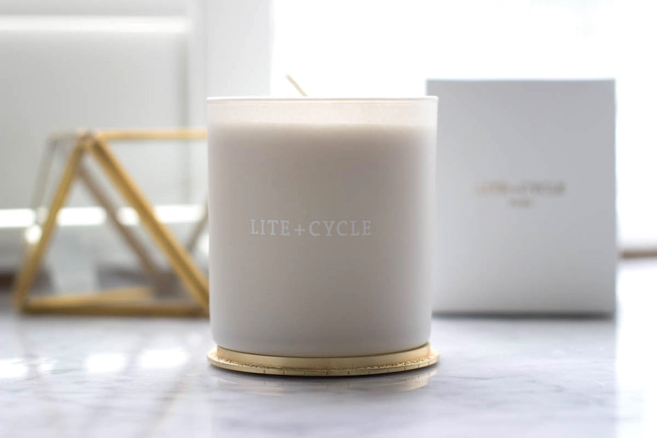 lite + cycle aromatherapy candle review on barebeauty.com